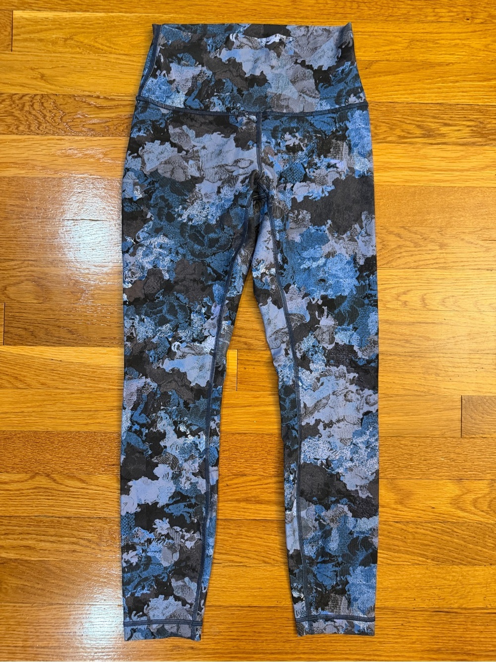 Lululemon Wunder Under Hi-Rise 7/8 Tight *25" Screen Camo Multi - Size 4